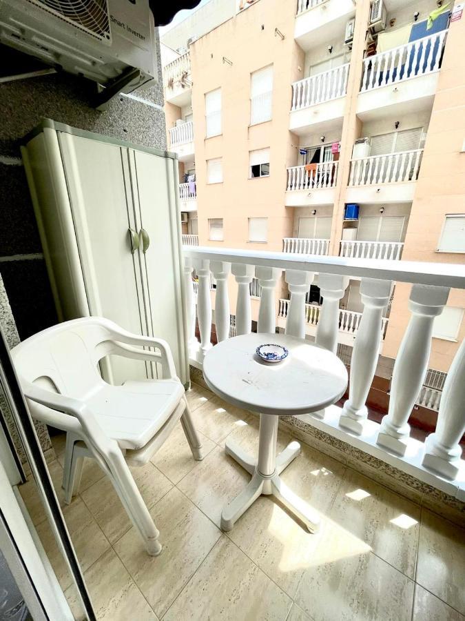 Torrevieja Comfortable Apartment Exterior foto