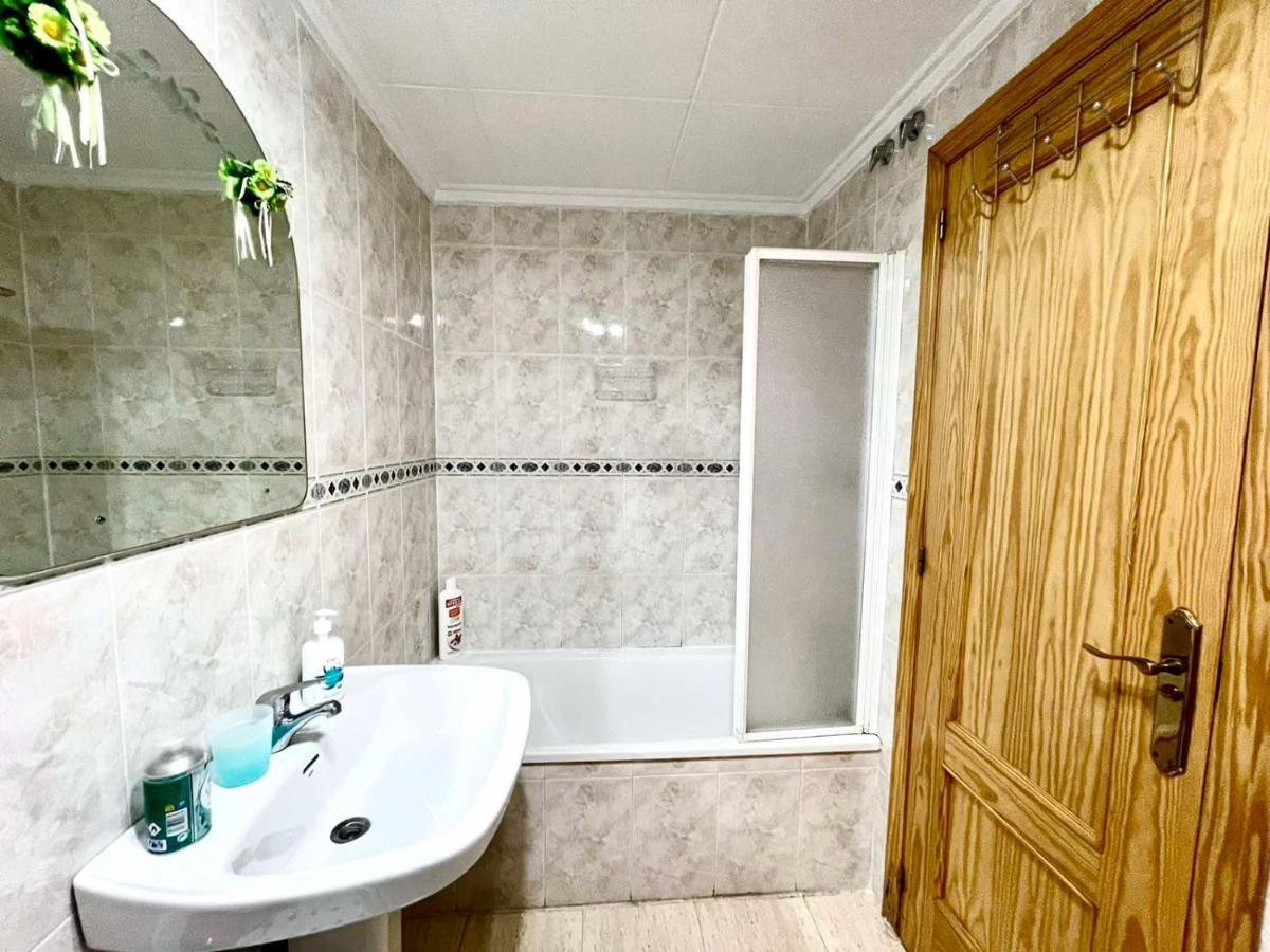Torrevieja Comfortable Apartment Exterior foto