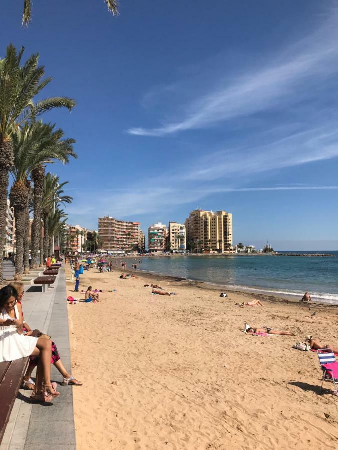 Torrevieja Comfortable Apartment Exterior foto